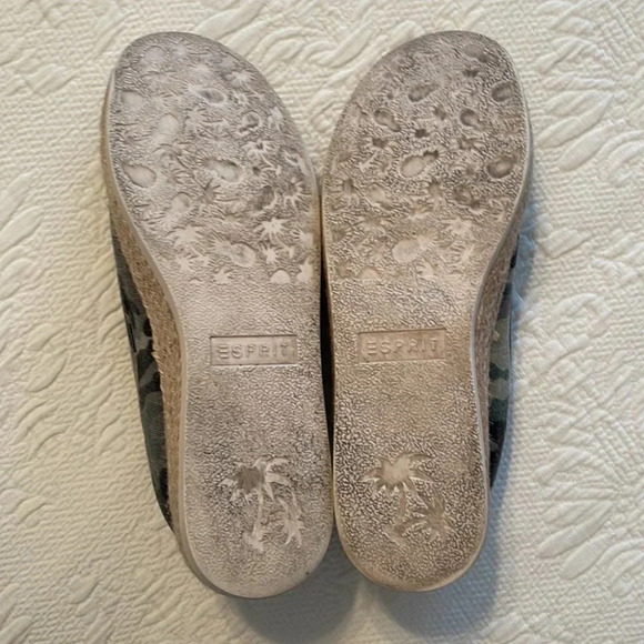 Esprit Nadeen Camo Slip-on Shoe Jute Edging Rubber Sole Textile Upper Flat 7.5 - Picture 6 of 9